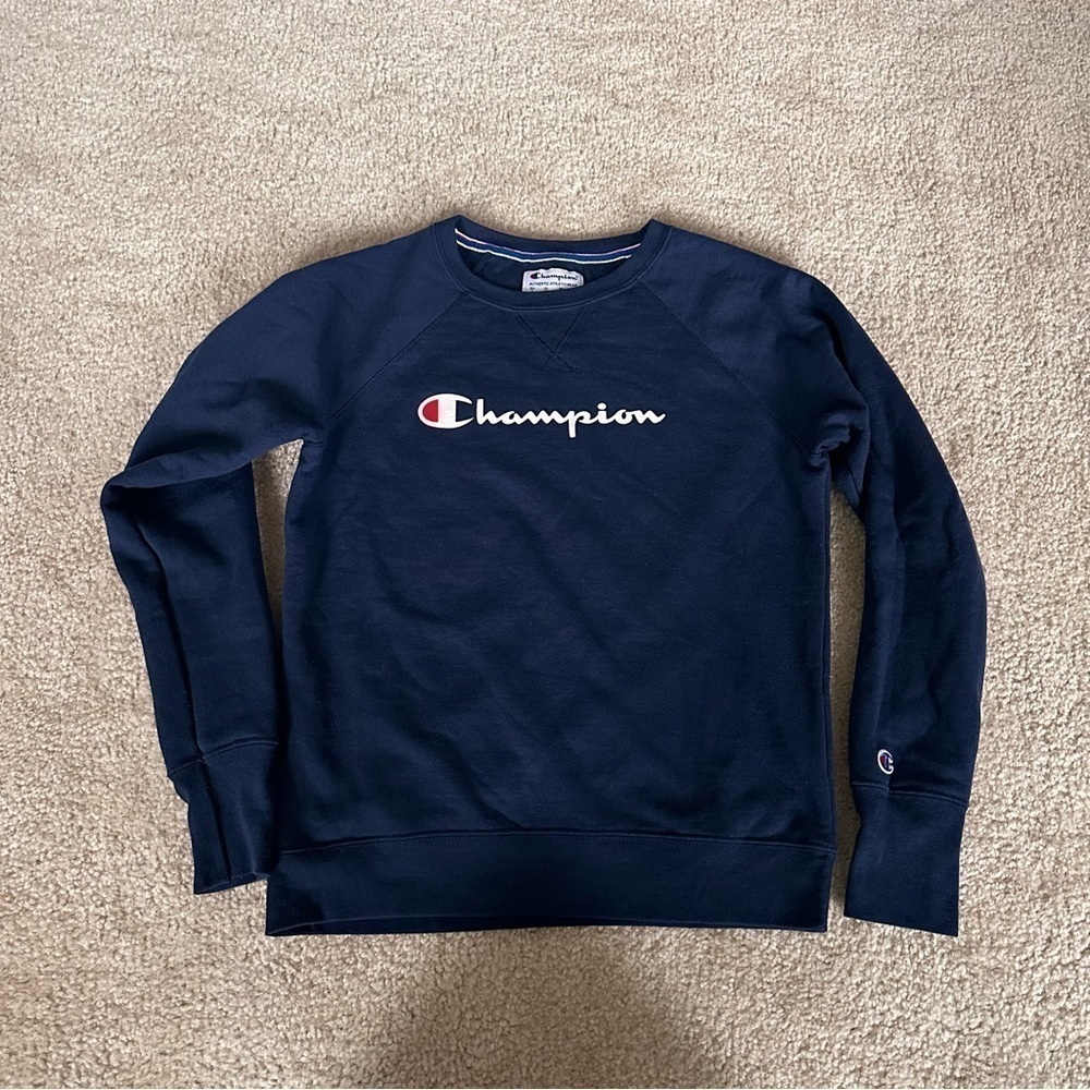EUC Women’s Blue Champion Sweatshirt!